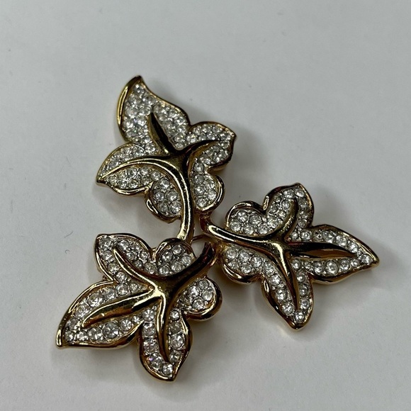 Vintage 3 Leaf Trio White Cubic BROOCH PIN Gold Tone Large - Picture 3 of 3